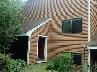 14 Streamside Rd, Campton, NH 03223