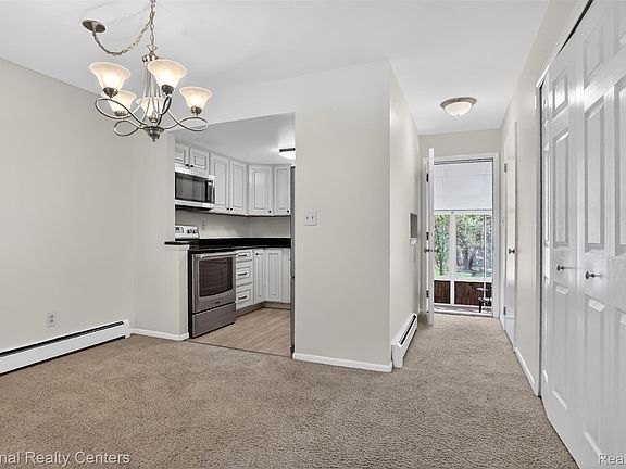 4th image of 61315 Heritage Blvd #4