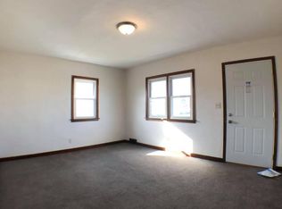 317 S 13th St #1, Bismarck, ND 58504