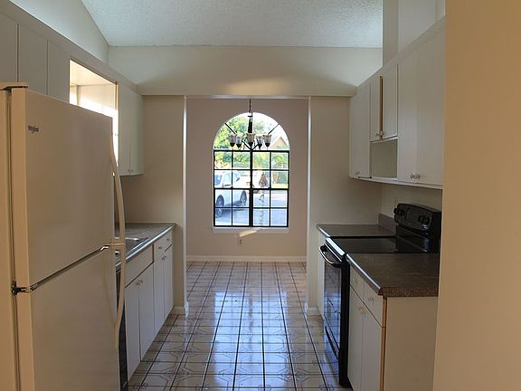 3rd image of 1771 Banyan Creek Cir N