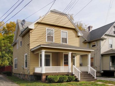 710 Village St, Kalamazoo, MI, 49008