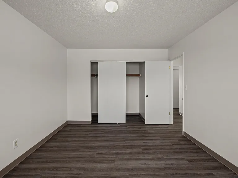 2x1 Bedroom