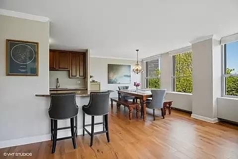 5th image of 2626 N Lakeview Ave APT 203