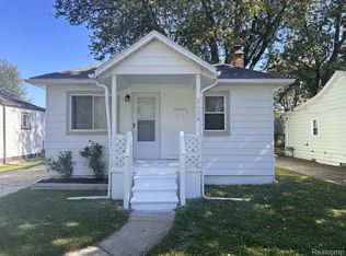 26584 Hampden St, Madison Heights, MI 48071