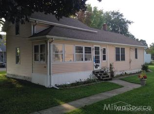 177 Taylor St, Port Huron, MI 48060