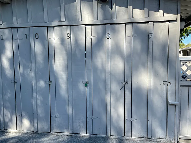 537 Mariposa Ave — Photo 12