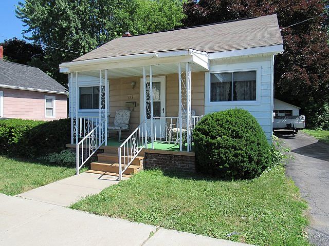 1st image of 152 Liberty Ave