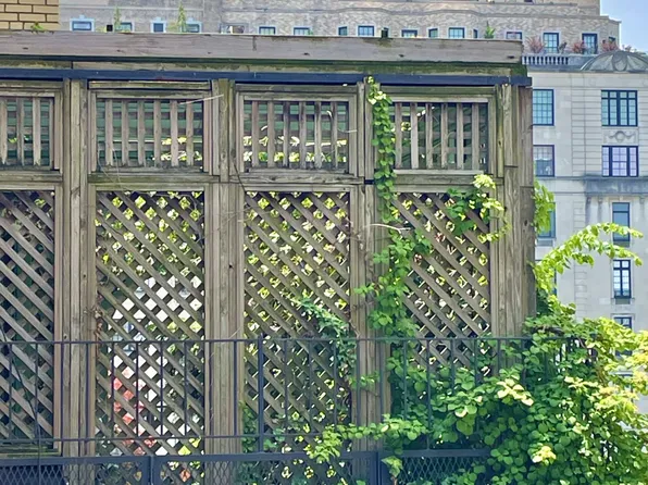 3 East 71st Street image 18 of 26