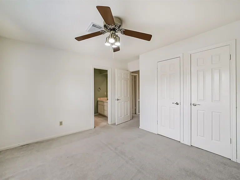 2214 Cherrytree Ridge Ln — Photo 36