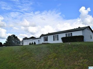 205 Bristow Creek Trl, Altoona, AL 35952