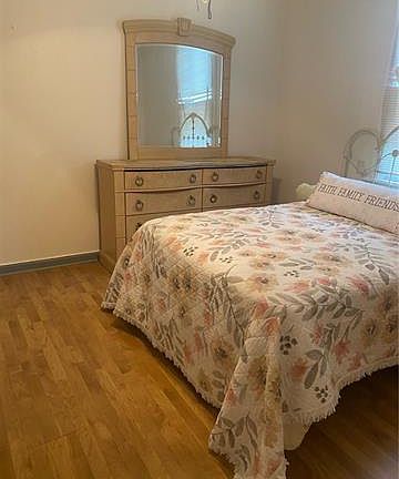 3rd image of 1816 Benefit St