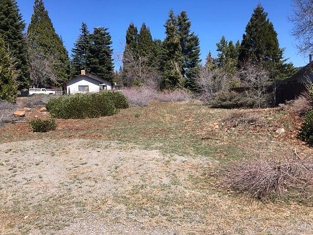 1st image of 3311 Hill Crest Dr