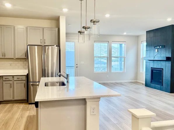 37 Lullaby Ln, Castle Rock, CO 80109