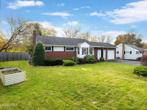 2 Krug Court, Loudonville, NY 12211