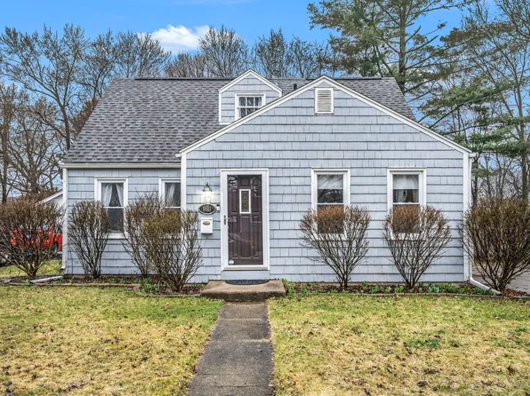 1415 Kingston Ave, Kalamazoo, MI 49001