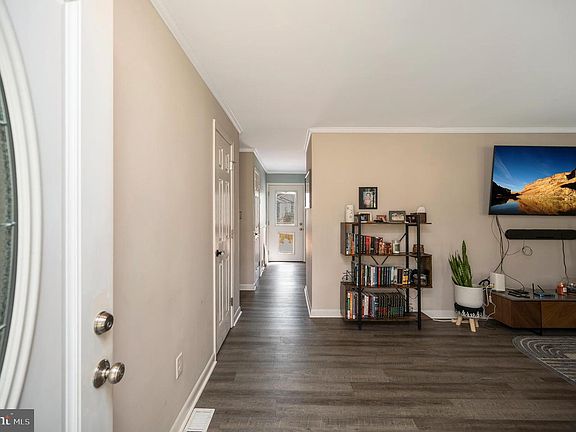 5th image of 110 Doc Stone Rd