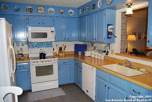 5th image of 10310 GRAND CIRCLE DR