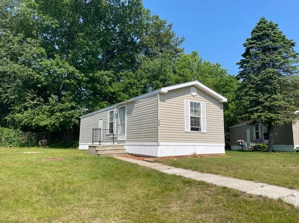 751 Washington St #46-B, Auburn, MA 01501