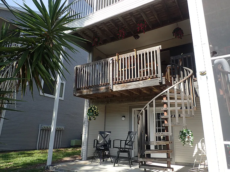 9614 Tara Cay Ct — Photo 215