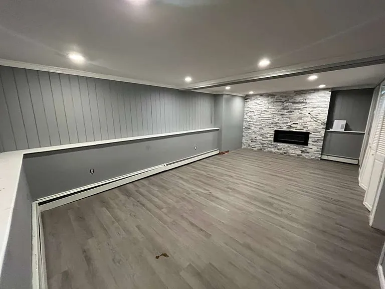 47 Interlochen Pkwy — Photo 2