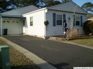 59 Innsbruck Dr, Toms River, NJ 08757