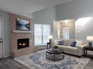 116 Main Pl, Euless, TX 76040