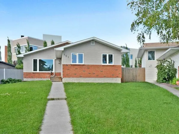 151 S Midlawn Close SE, Calgary, AB T2X 1A7