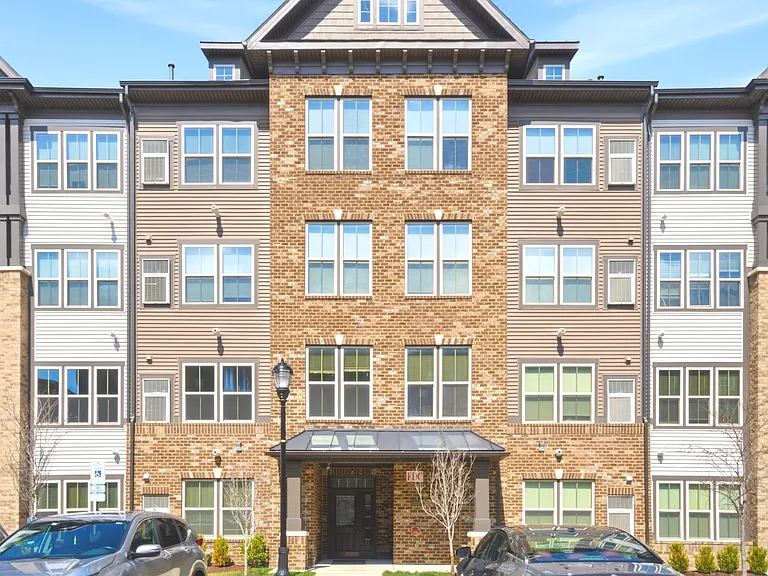 10020 Ruffian Way #A — Photo 37