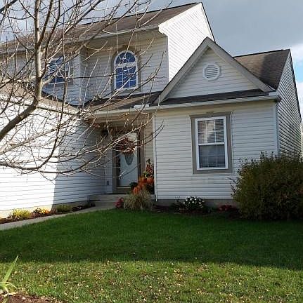 2nd image of 916 Meadow Downs Trl