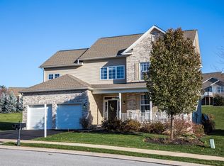 1235 Winding Oak Dr, York, PA 17403
