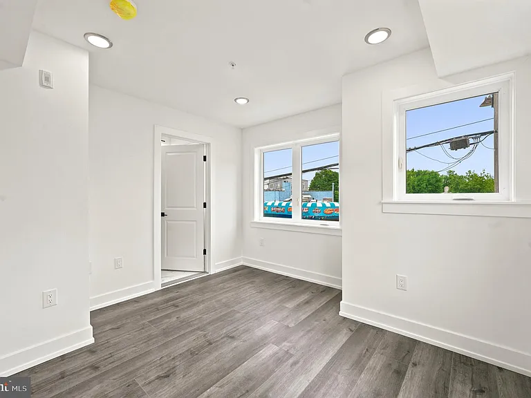 1514 S 22nd St #2 — Photo 37