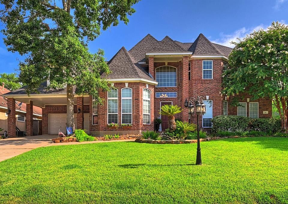 1st image of 289 Waterford Way