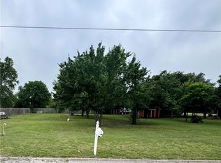 418 Lyndon Dr, Woodway, TX 76712