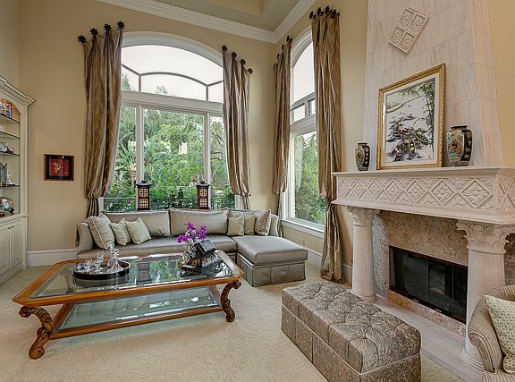 5th image of 1527 Glen Oaks Blvd