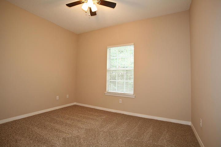 1st image of 3890 Bay Wind Dr