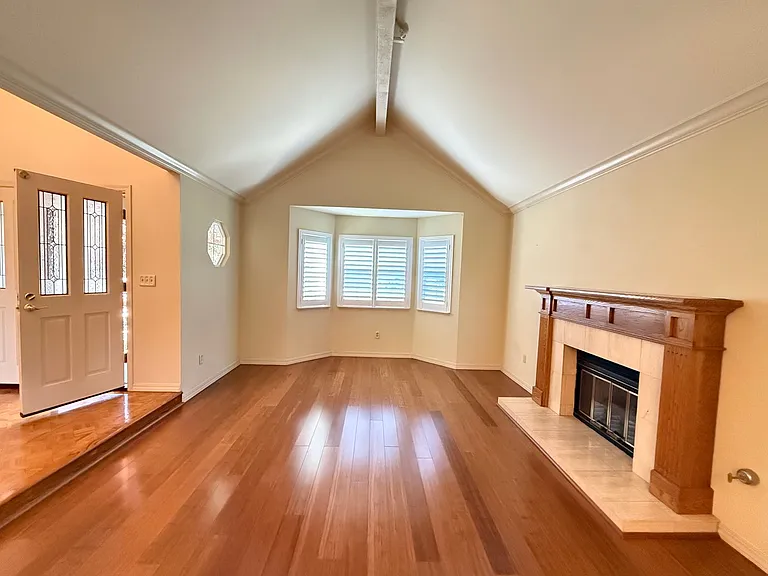 4973 Monaco Dr — Photo 11