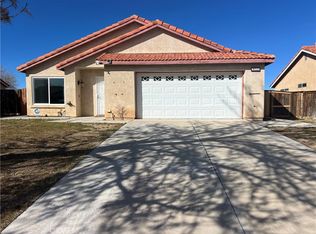10966 Willow Ln, Adelanto, CA 92301