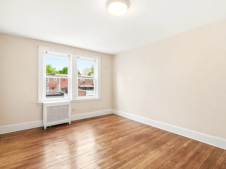 6799 Exeter St — Photo 15