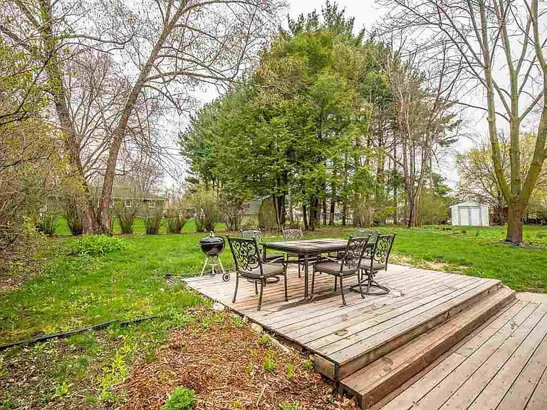 364 E Mac Arthur St — Photo 34