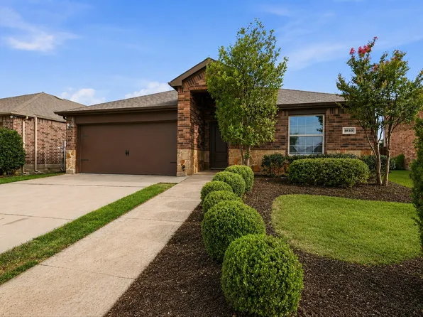 1810 Aslynn Cir, Aubrey, TX 76227