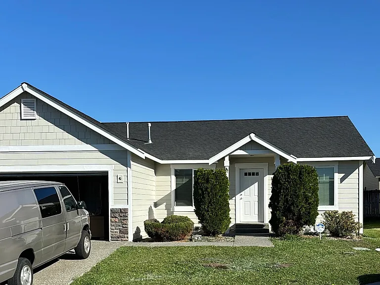209 W Hailey Ct — Photo 1