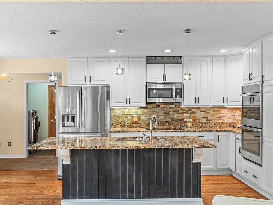 28th image of this home