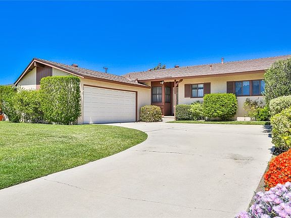 3rd image of 5691 Edita Ave