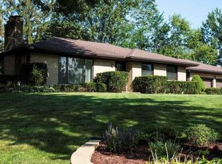 615 Carpenter Ave NW, Grand Rapids, MI 49504
