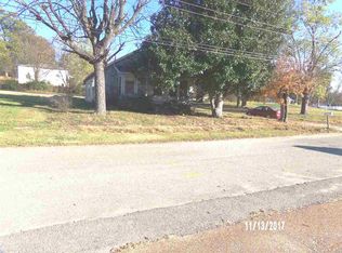 117 Church St, Bradford, TN 38316