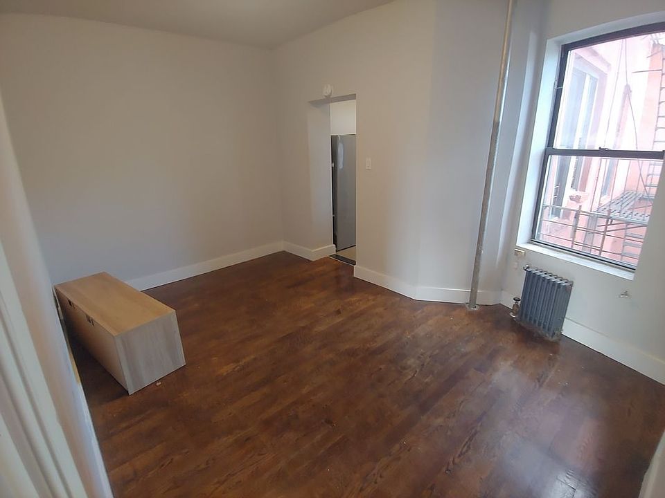 1st image of 411 E 118th St #28A1