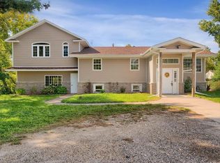 30506 Lehigh Ct, Lindstrom, MN 55045