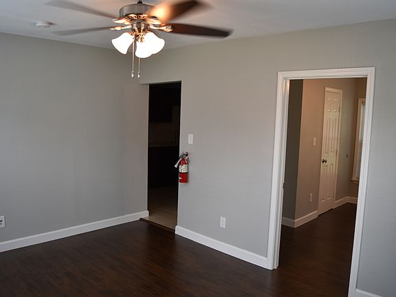 3rd image of 1517 W 12th St #1517