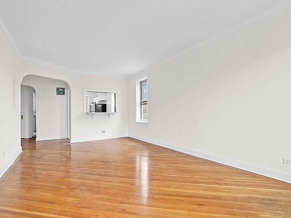5th image of 11809 83rd Ave APT 4E