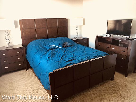4th image of 3909 W Cleveland St APT 210
